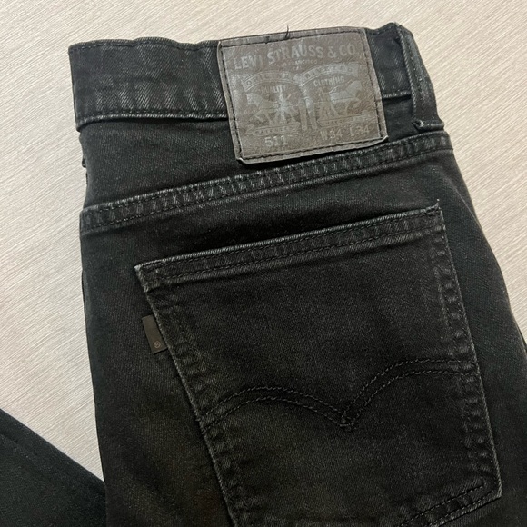 Mens: Levi's 511 Black Jeans 34W/34L - Picture 2 of 2